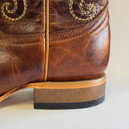 Circle G L6324 Brown Embroidery Sq. Toe