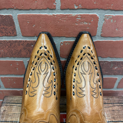 Laredo 68432 LARAMIE Tan Buck Lace Snip Toe